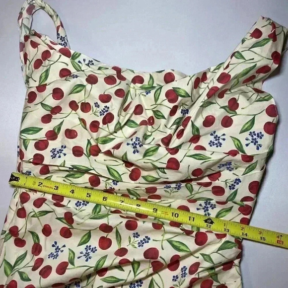 Carolina Herrera Cherry Print Off Shoulder Midi Dress 6 S Drape Designer Runway - Picture 11 of 16